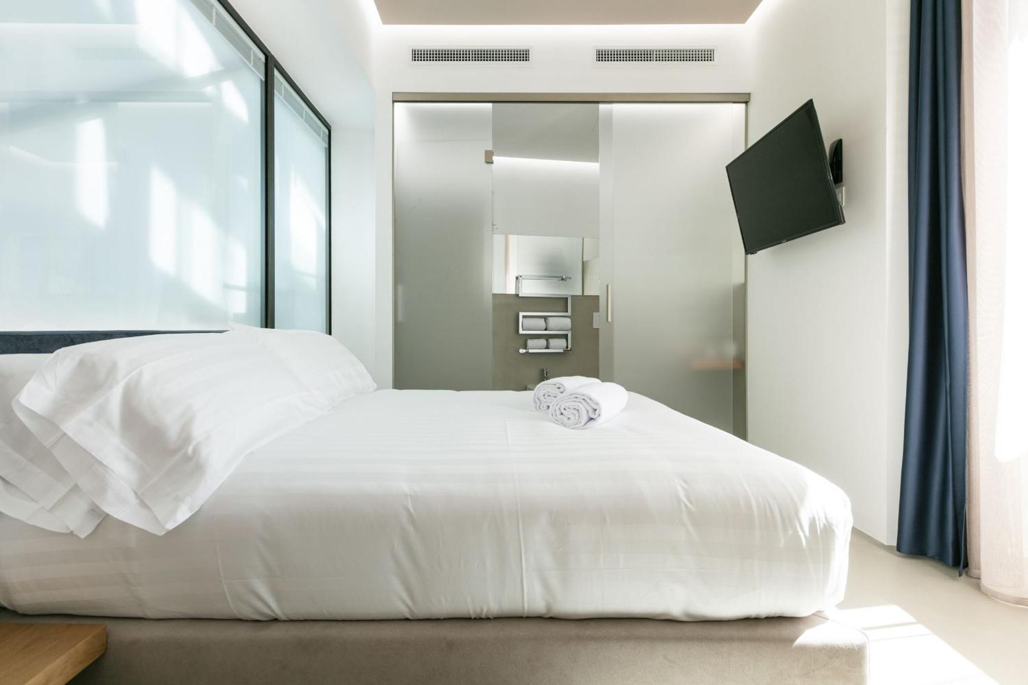 Domus Cavour Rooms&Suites Tirano Zimmer foto